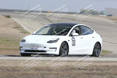 media/Oct-19-2025-Speed Ventures (Sun) [[a6e7fe67be]]/TC B/Session 2 (Outside Grapevine)/